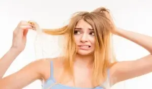 Effective Solutions for Dandruff Hair Care for Bleach-Damaged and Elastic Hair Using bleach to lighten hair or achieve dramatic color changes is popular, but it can leave hair damaged, elastic, and weak. Post-bleach hair care is crucial to restore hair health and improve elasticity. In this article, we’ll explore the latest products and alternative methods to care for bleach-damaged, elastic hair. 31bd61e3de8b47f3ada837a6fd78b576 Effective Solutions for Dandruff